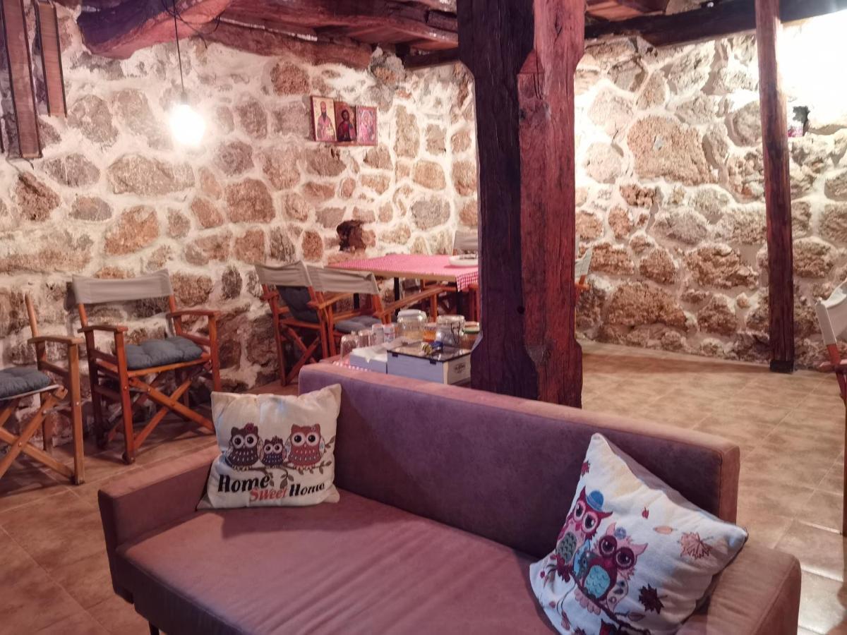 Konak Ramonda Serbika Nis Bagian luar foto