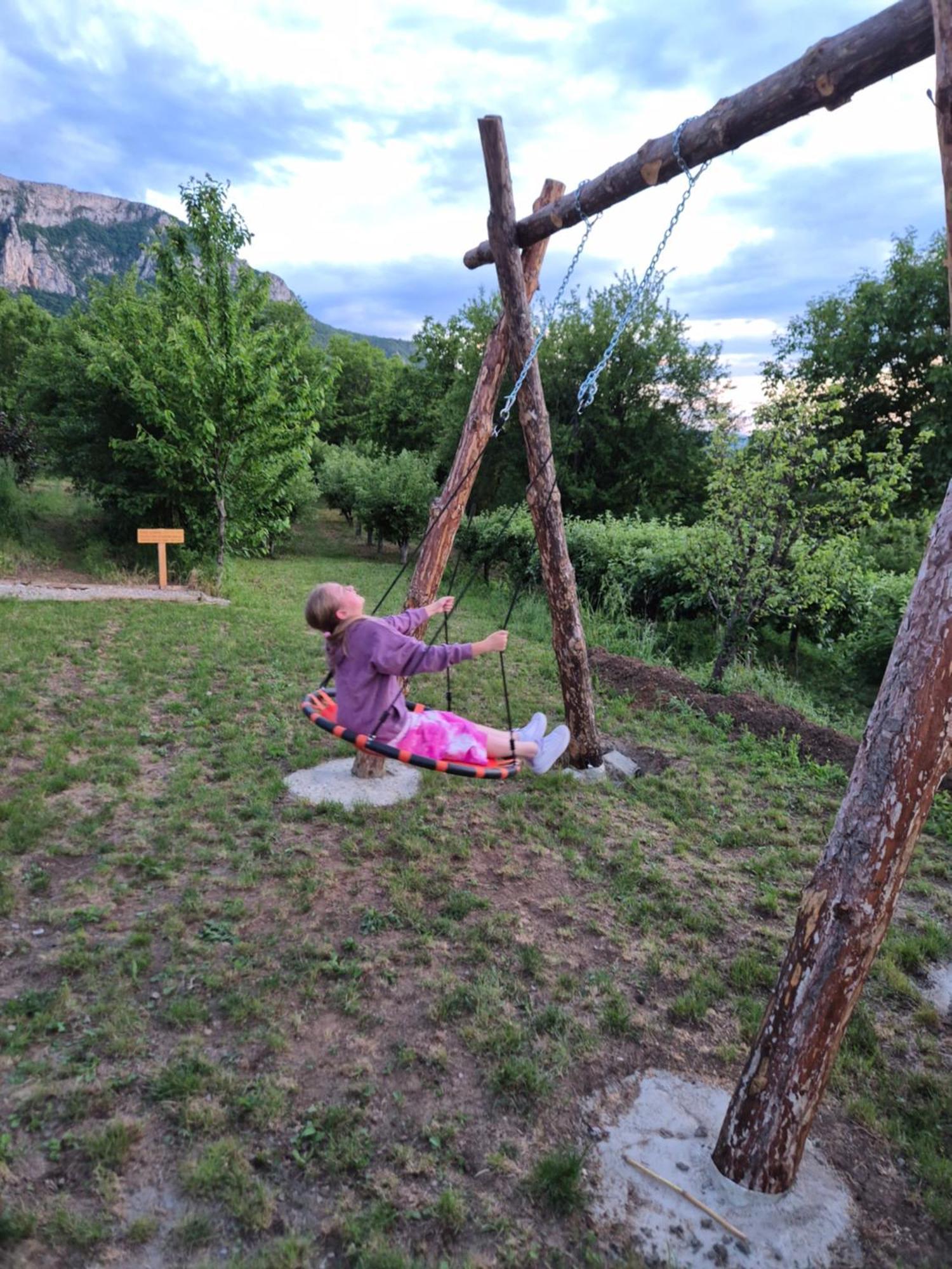 Konak Ramonda Serbika Nis Ruang foto